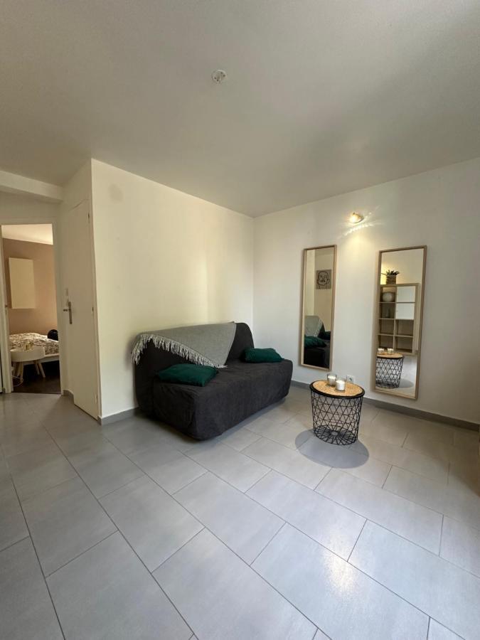 Superbe Appartement Cosy Jardin Corbeil-Essonnes Buitenkant foto